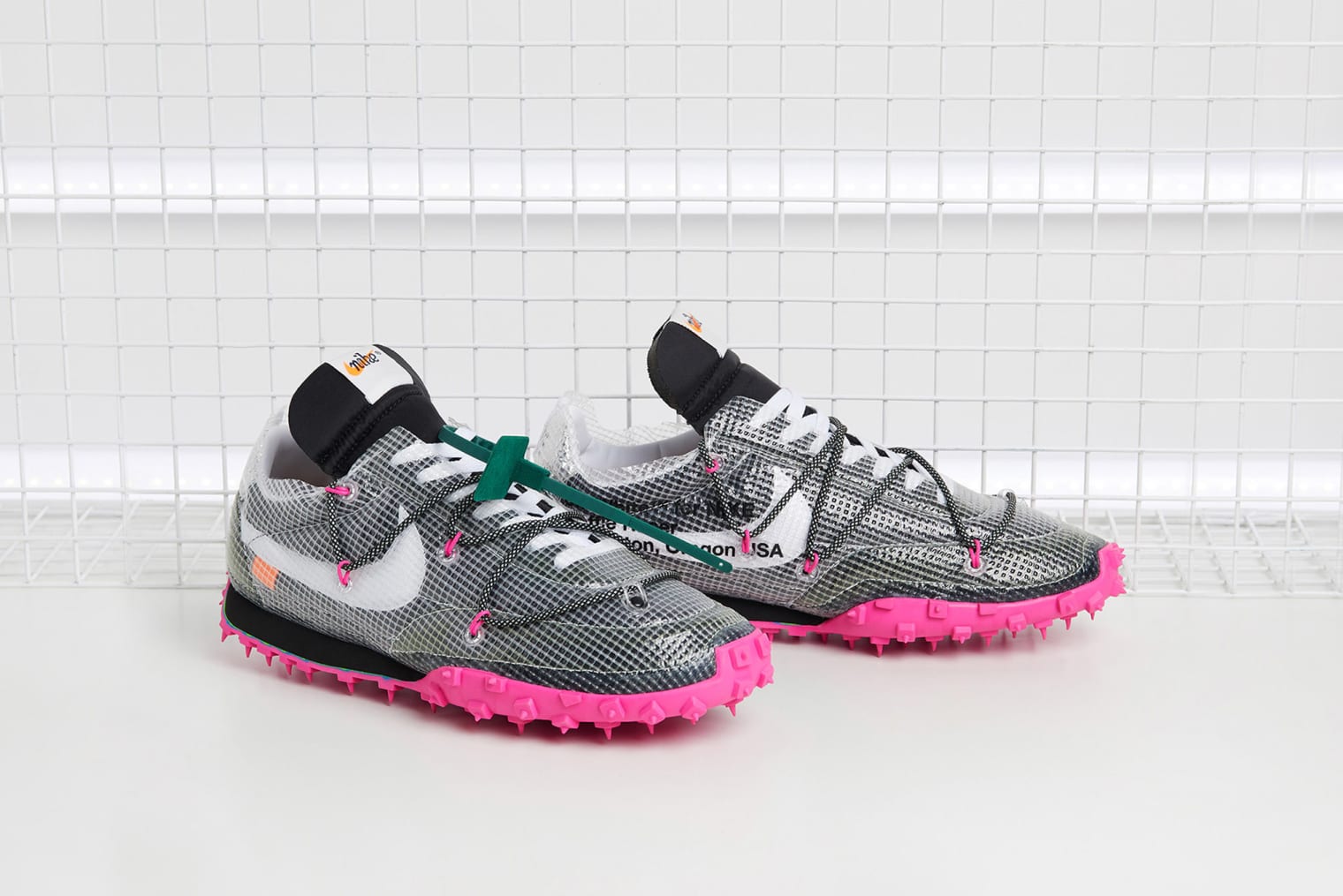 Off-White x Nike Waffle Racer "Black/Pink" (2019)