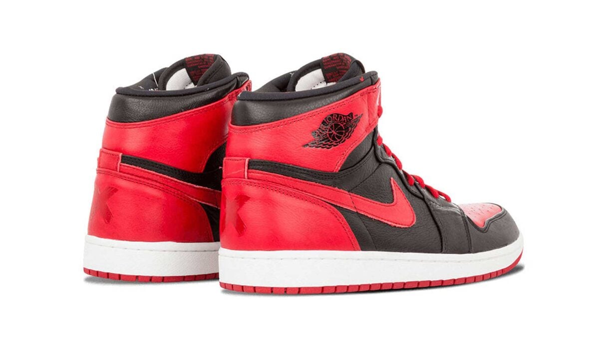 2011 banned jordan 1 with x on heel