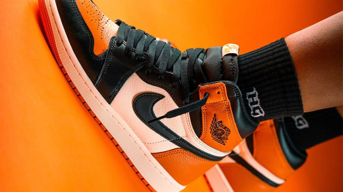 Air Jordan 1 High OG "Shattered Backboard"