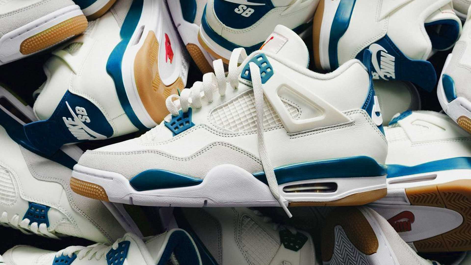 Nike SB x Air Jordan 4 "Navy"
