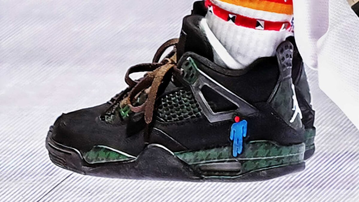 billie eilish green air jordan 4