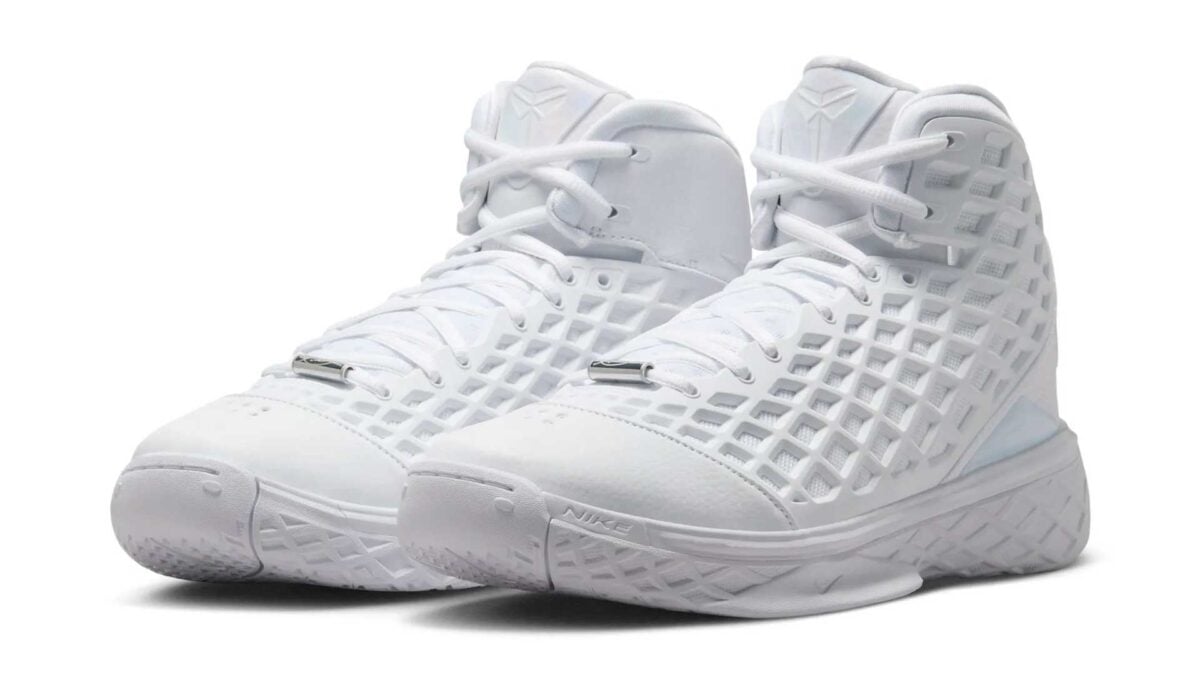 Kobe 3 Protro Halo