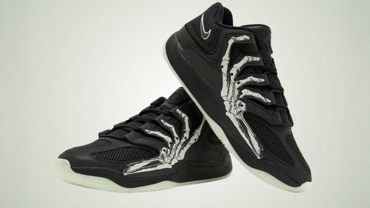 Nike KD 18 Halloween Skeleton Sneakers