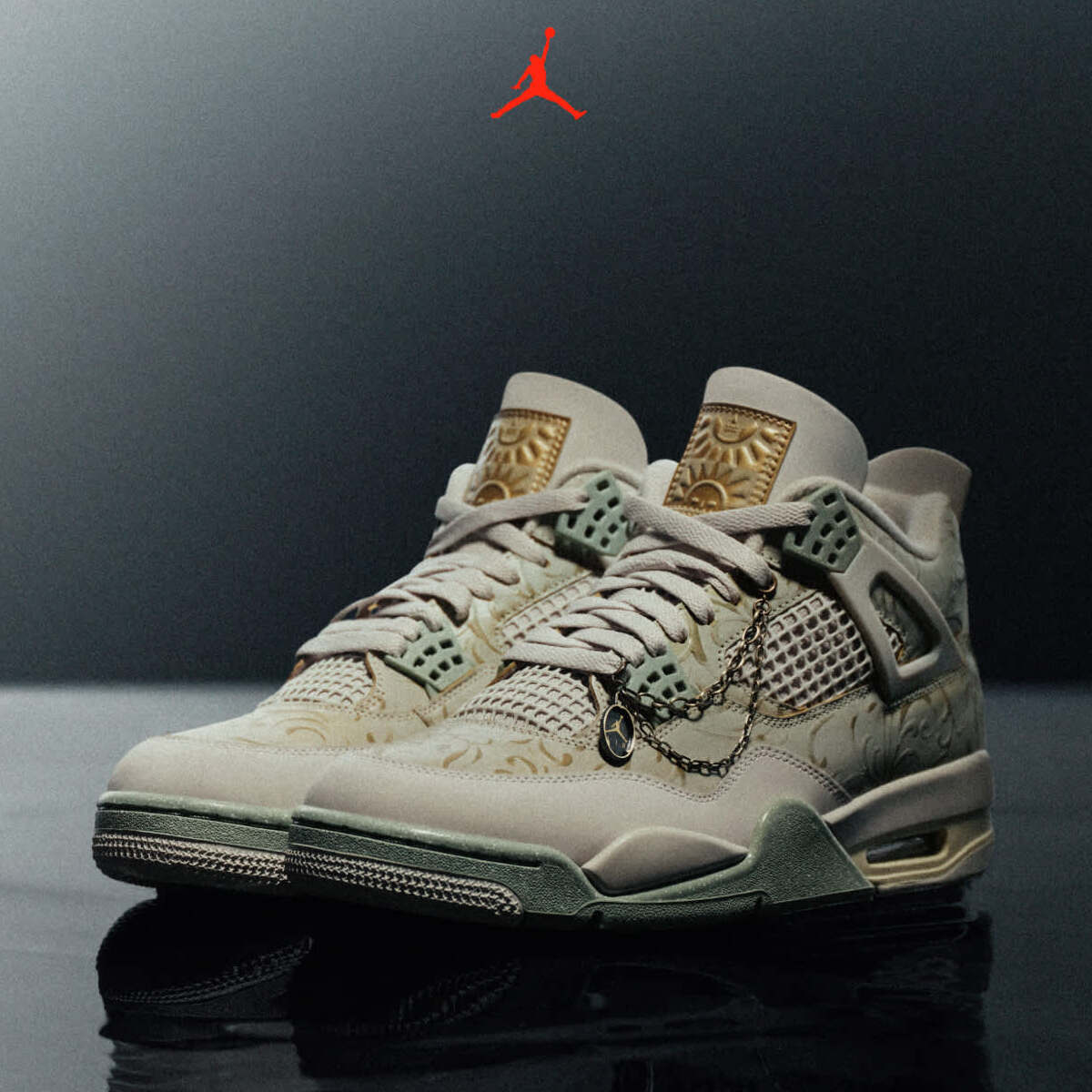 Air Jordan 4 ‘Somos Eternos’ Sneakers