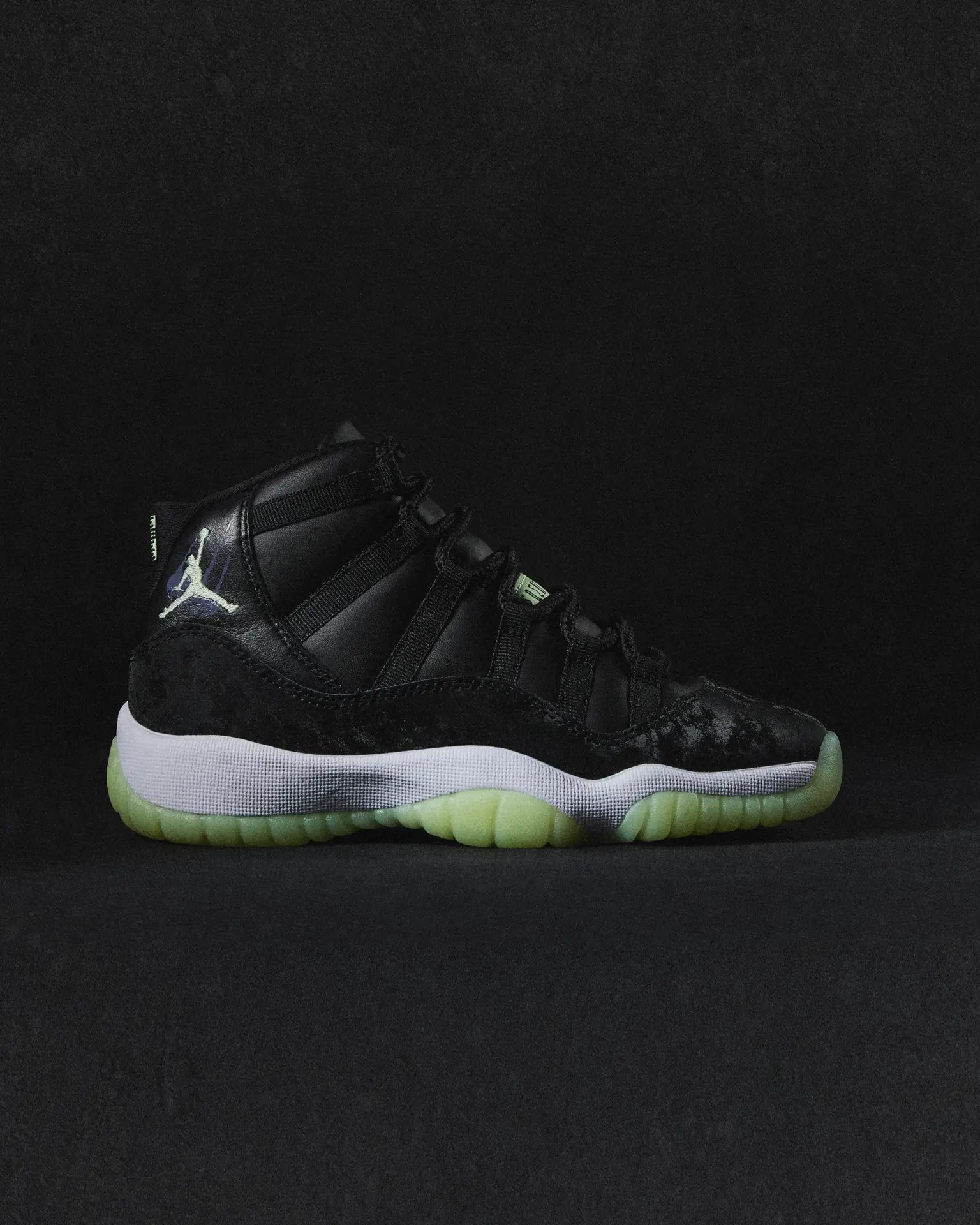 AIR JORDAN 11 "Inner Beast"