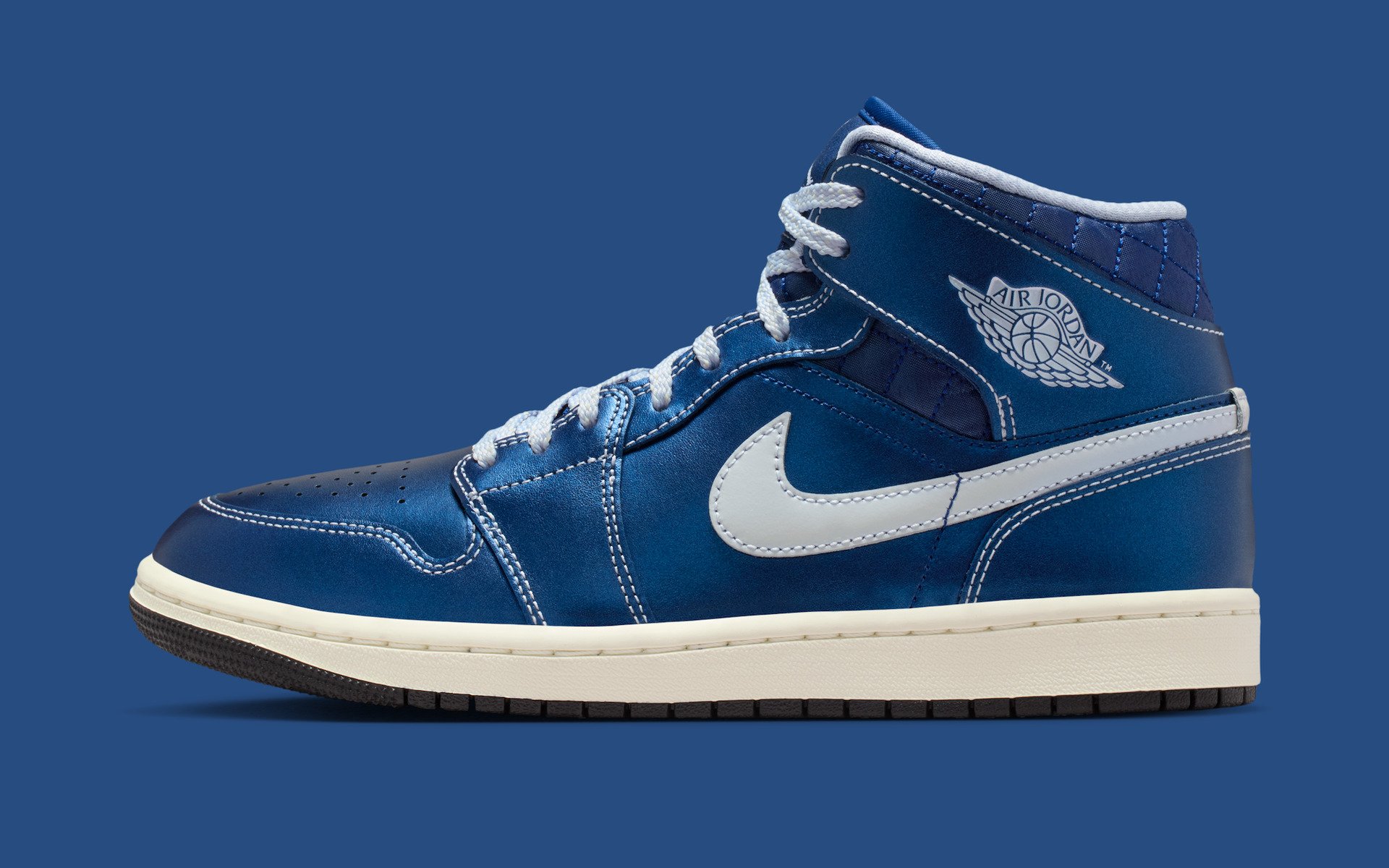 Air Jordan 1 Mid "Blue Quilt"