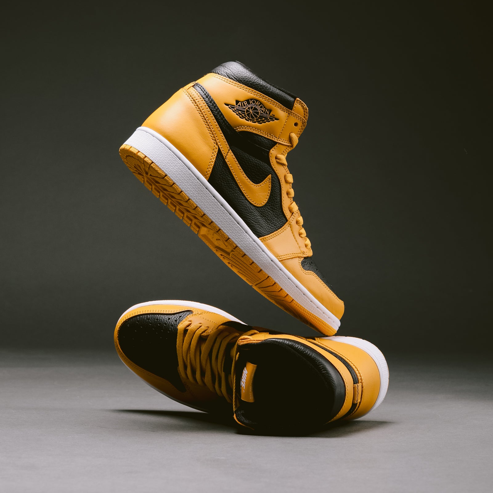 Air Jordan 1 High "Pollen"