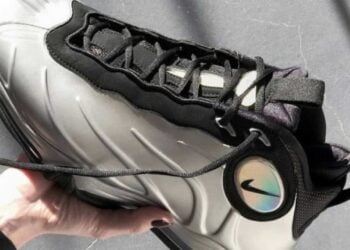 Nike Total Foamposite Max