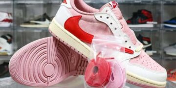 Travis-Scott-Air-Jordan-1-Low-Shy-Pink