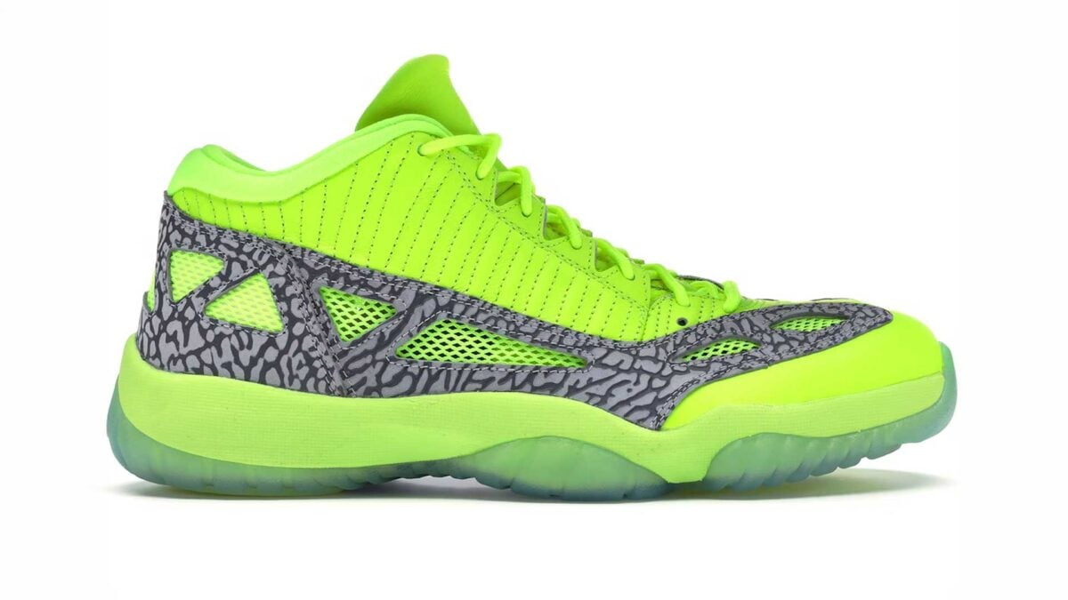 Air Jordan 11 Low IE “Volt”