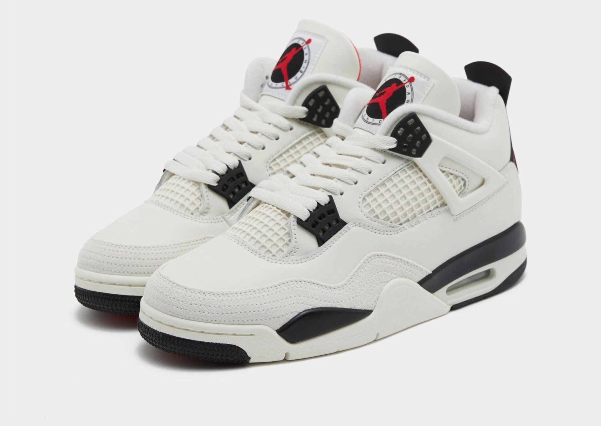 Air Jordan 4 "Flight Club"