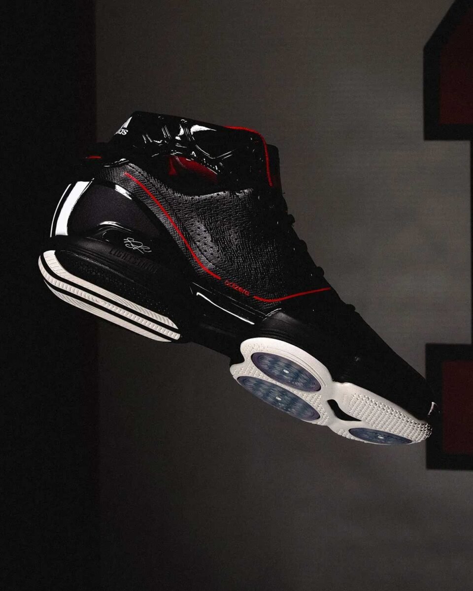 Derrick-Rose-adidas-Adizero-Rose-1-“Retirement-Ceremony”