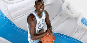 Michael Jordan University Blue Air Jordan 11