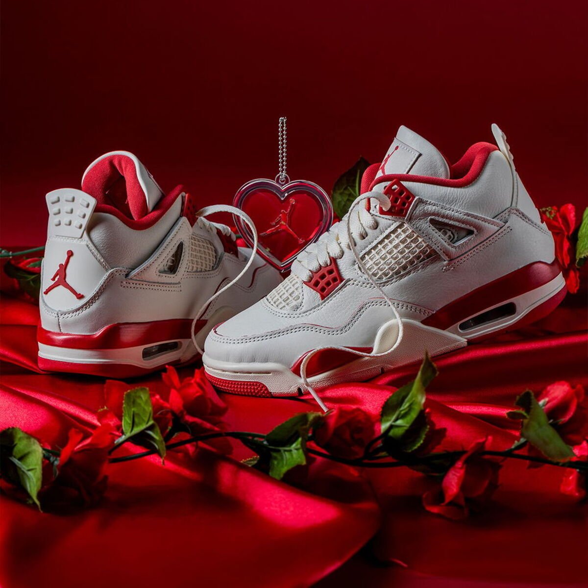 Air Jordan 4 "Valentine's Day"