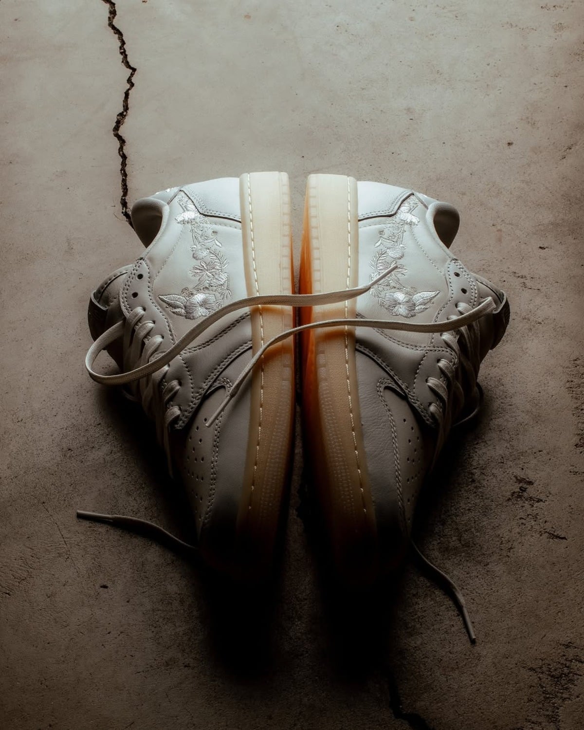 Air Jordan 1 Low OG "Sail/Off White"