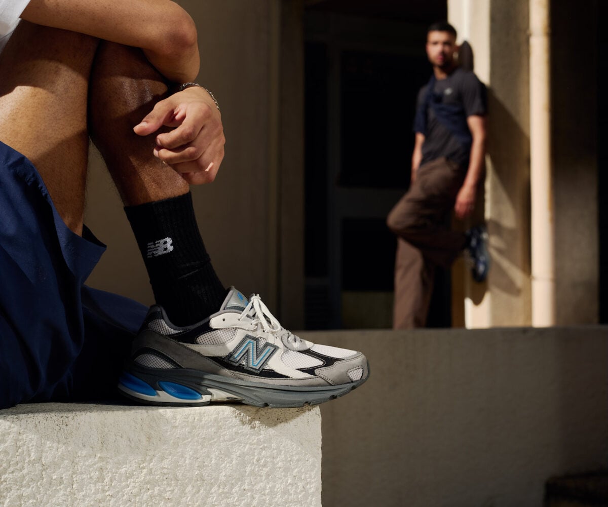 90s Nostalgia with Fresh Colourways for the New Balance ABZORB 2010 - Close Up
